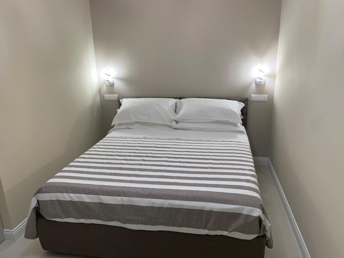 Penthouse Aureliana Attico Con Piscina A Roma公寓 外观 照片