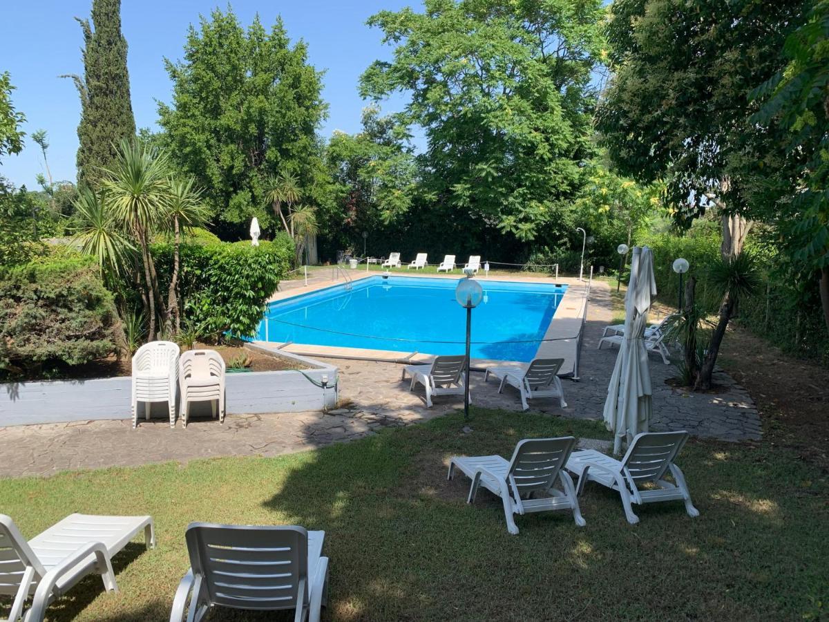 Penthouse Aureliana Attico Con Piscina A Roma公寓 外观 照片